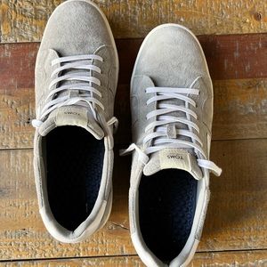 Tom’s Suede Sneakers 10